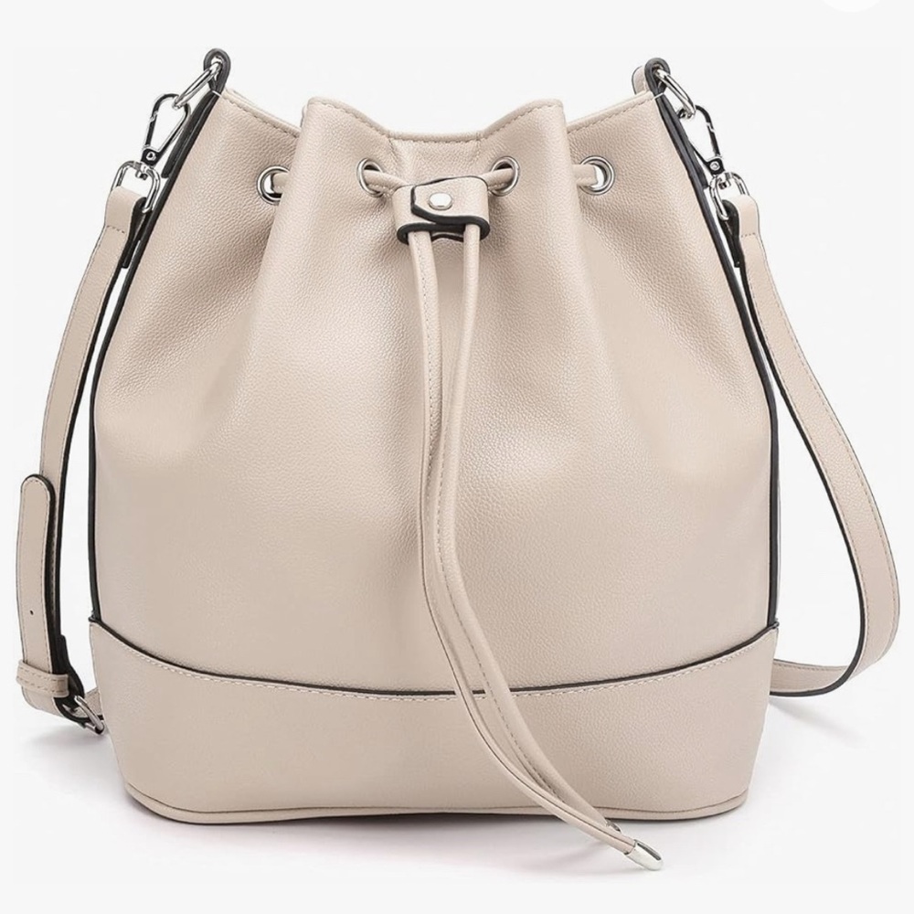 Off white bucket bag